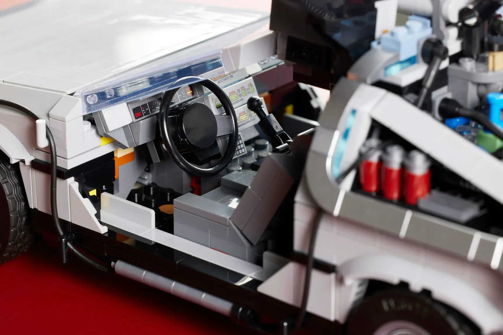 LEGO La macchina del tempo di Ritorno al futuro, dettaglio 2