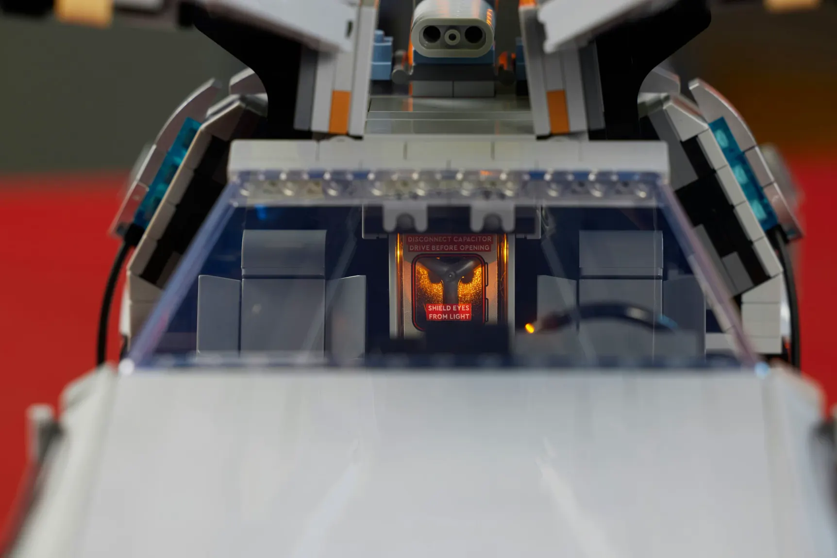 LEGO La macchina del tempo di Ritorno al futuro, dettaglio 3