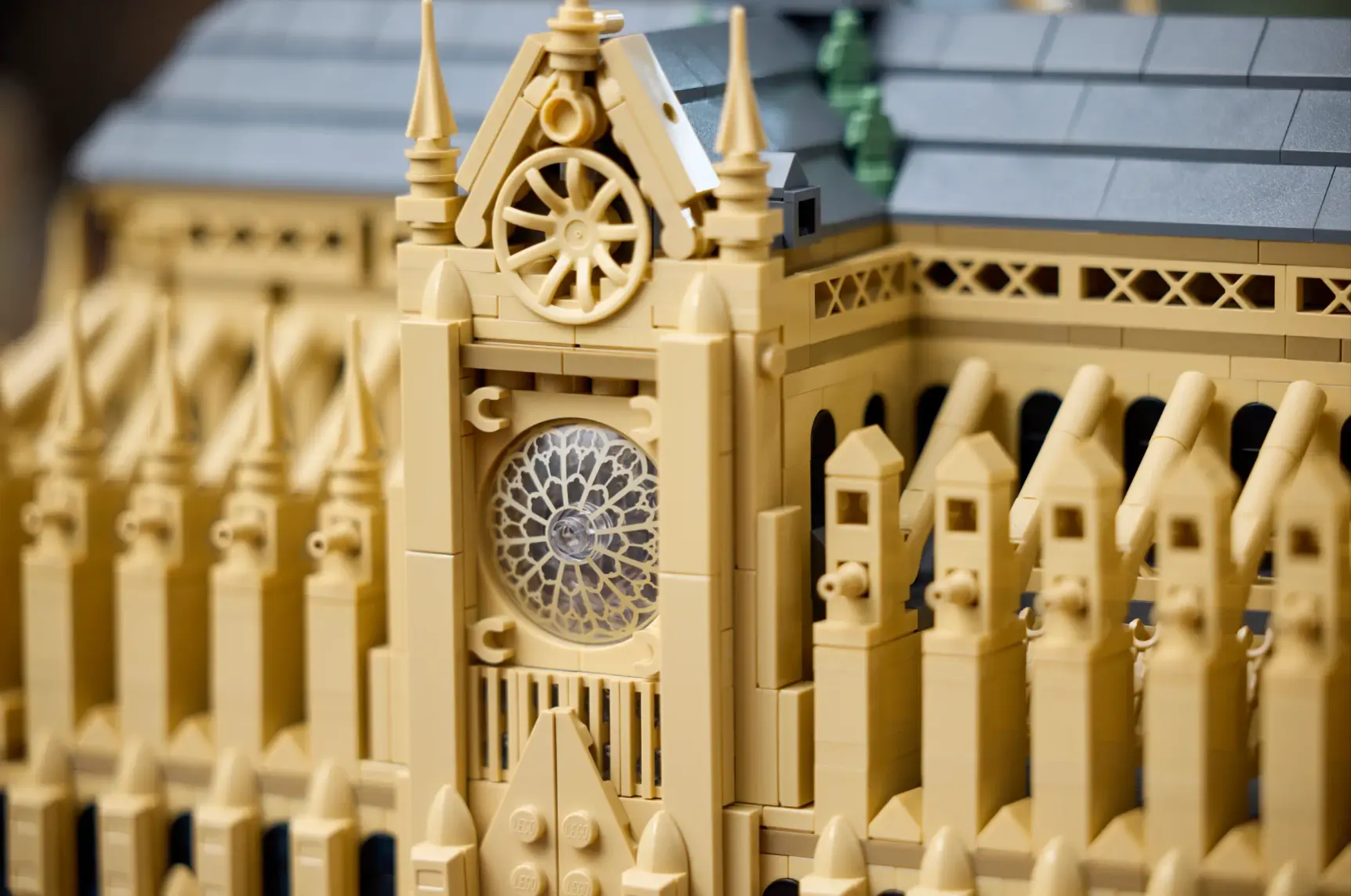 LEGO Notre-Dame de Paris, dettaglio 5