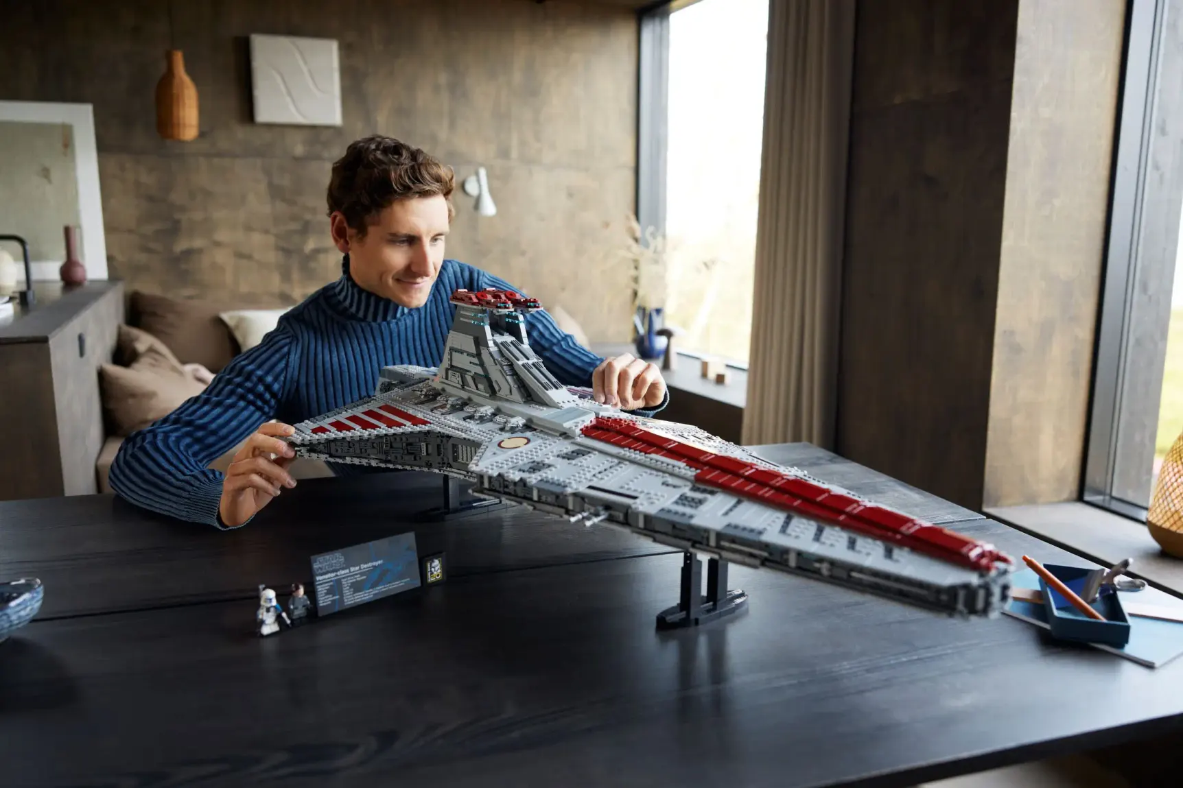 LEGO Croiseur d'assaut de la République de classe Venator (75367) entièrement monté