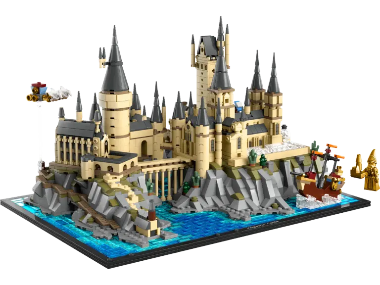 LEGO Schloss Hogwarts™ mit Schlossgelände mieten