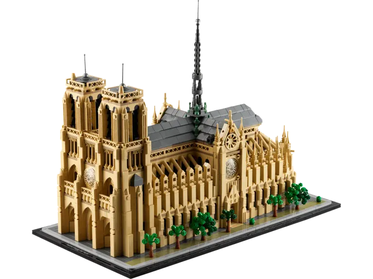 LEGO Notre-Dame de Paris mieten