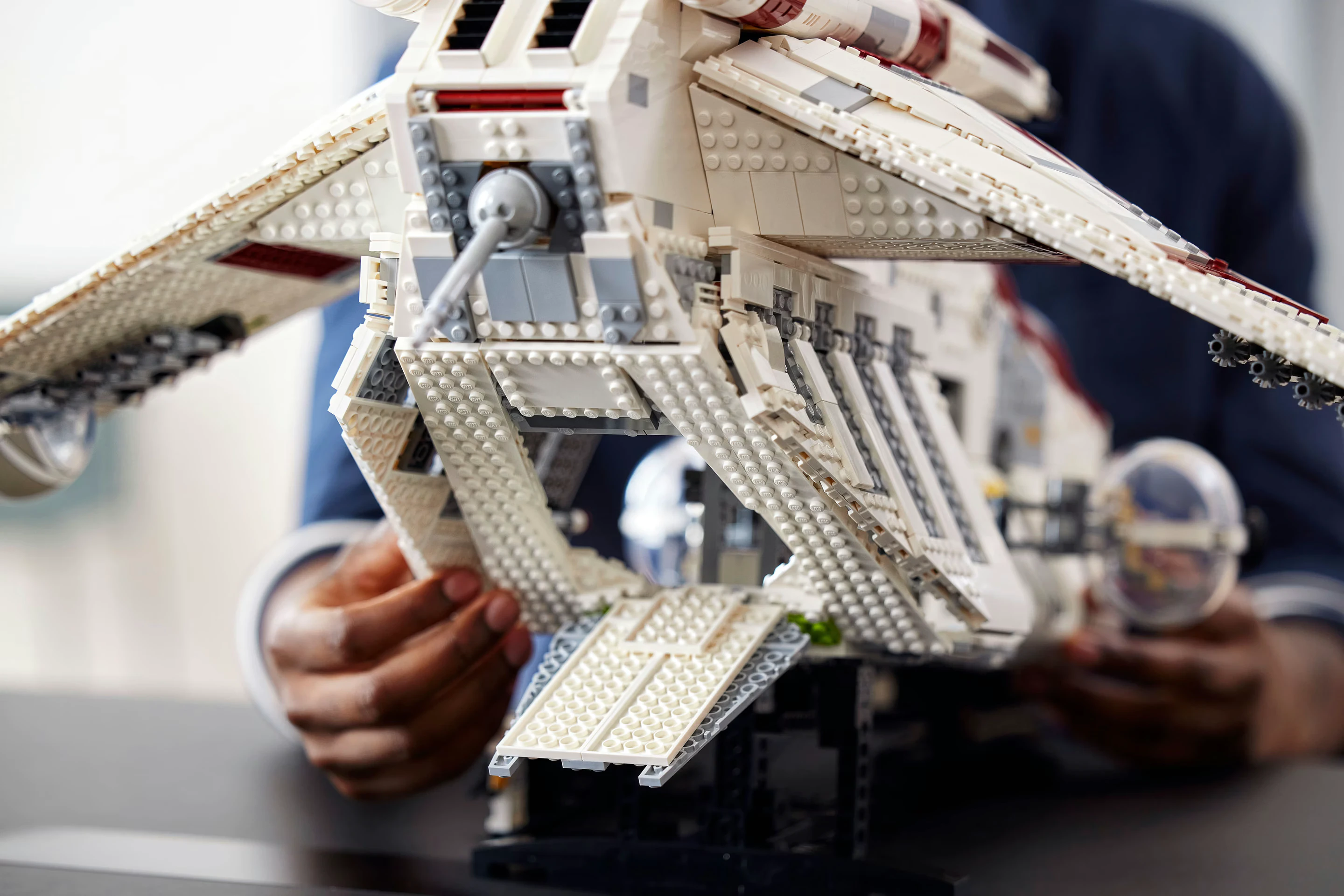 Star Wars UCS Republic Gunship™ Detail Gallerie