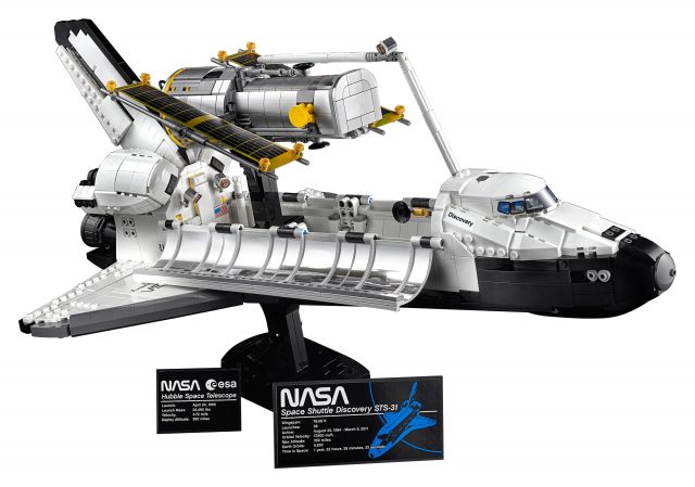 NASA Space Shuttle Discovery Detail Gallerie